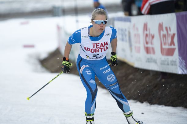Jasmi Joensuu hiihti toiseksi lauantaina Vuokatin Suomen cupin vapaan sprintissä.