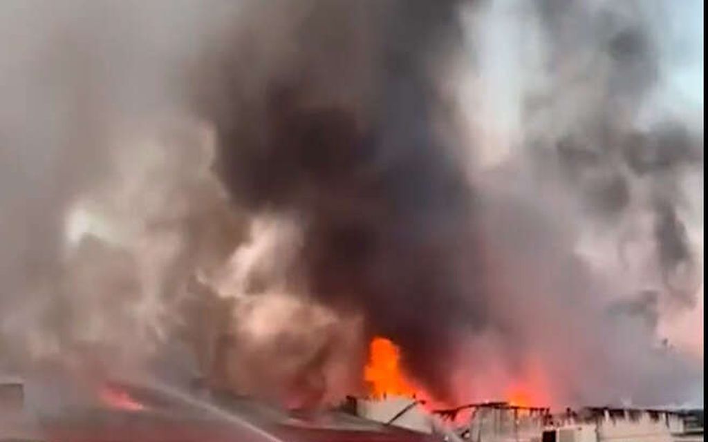 Valtava tulipalo kauppa­rakennuksessa Inarissa – Kauppias: Vahingot jopa 800 000 euroa