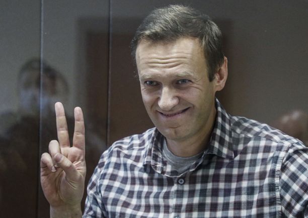 Venäjän näkyvin oppositiohahmo Aleksei Navalnyi tulee olemaan vankilassa yli kahden vuoden ajan. 