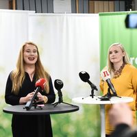 Nämä Iiris Suomelan puheet ovat kohauttaneet: Seksismiä eduskunnassa,  kannabis, moitteet puheenjohtaja-termistä...