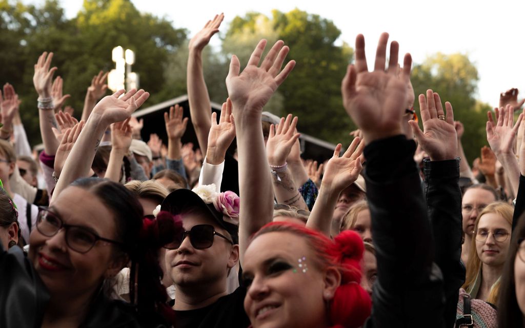 Nasima Razmyar ja Sofia Virta saivat puhtaat paperit