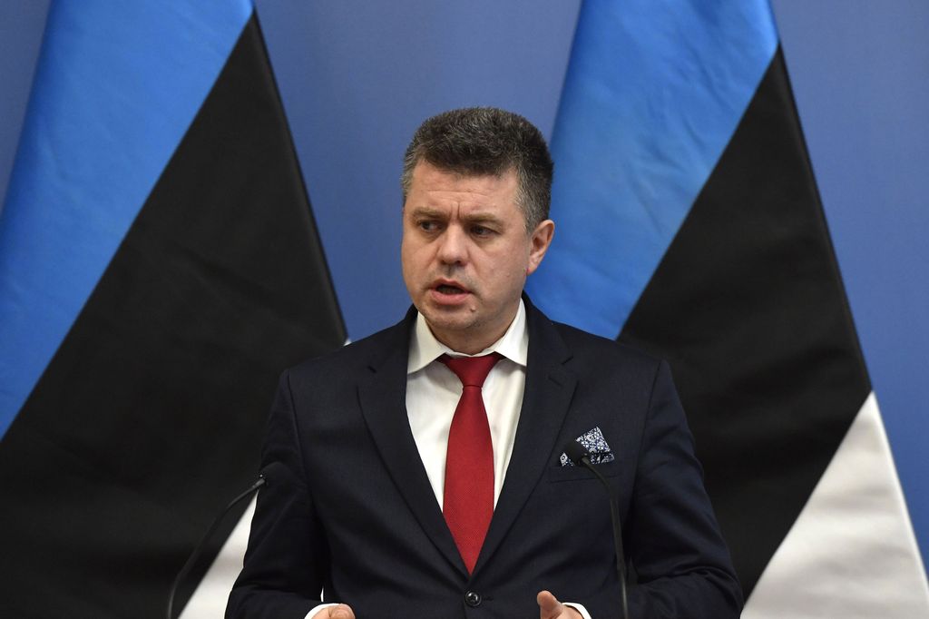 Viro pyytää Suomea keventämään maahantulorajoituksia