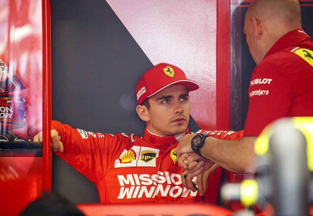 Ferrari ryhtyi korjausliikkeisiin umpisurkean alkukauden jälkeen – katastrofi Monacossa maksoi kahden ihmisen työpaikan