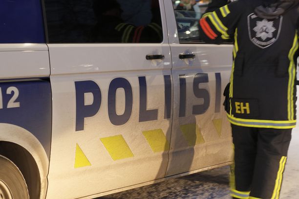 Poliisi Varoittaa Nuoria Ja Heidän Vanhempiaan Tulen Ja ...