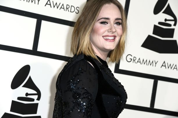 Adele vuonna 2016