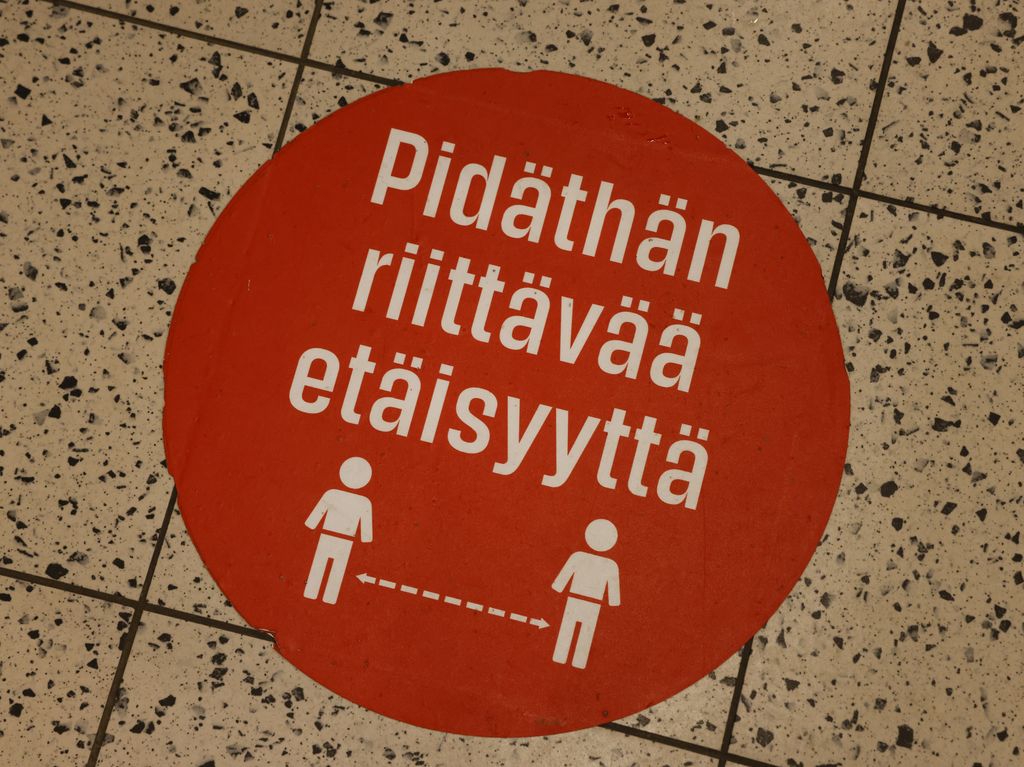 Pop up -rokotuspisteet aloittavat kirjastoissa ja kauppakeskuksissa Helsingissä – Tämä on Suomen koronatilanne nyt
