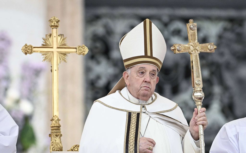 Vatikaani julisti sijais­synnytyksen ihmisarvoja loukkaavaksi
