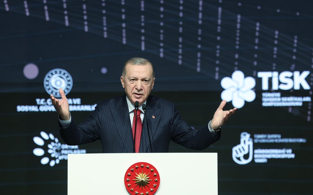 Diplomaatti­lähde: Erdoğan vaatii Putinilta alennusta kaasusta