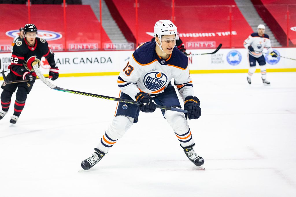 Jesse Puljujärvi mystisesti sivussa Edmonton Oilersin harjoituksista