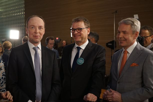 Huhtikuussa 2019 perussuomalaisten Jussi Halla-aho, keskustan Juha Sipilä ja vihreiden Pekka Haavisto jännittivät eduskuntavaalien tulosta. 