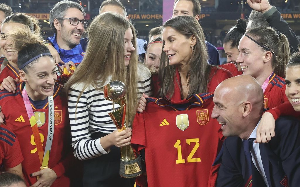 Näkökulma: Koko maailman mestaruus – Espanjan MM-kullalla on valtava symboliarvo