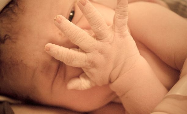 92 vauvaa syntyi viime vuonna matkalla sairaalaan - vauvan riski menehtyä  kuusinkertainen