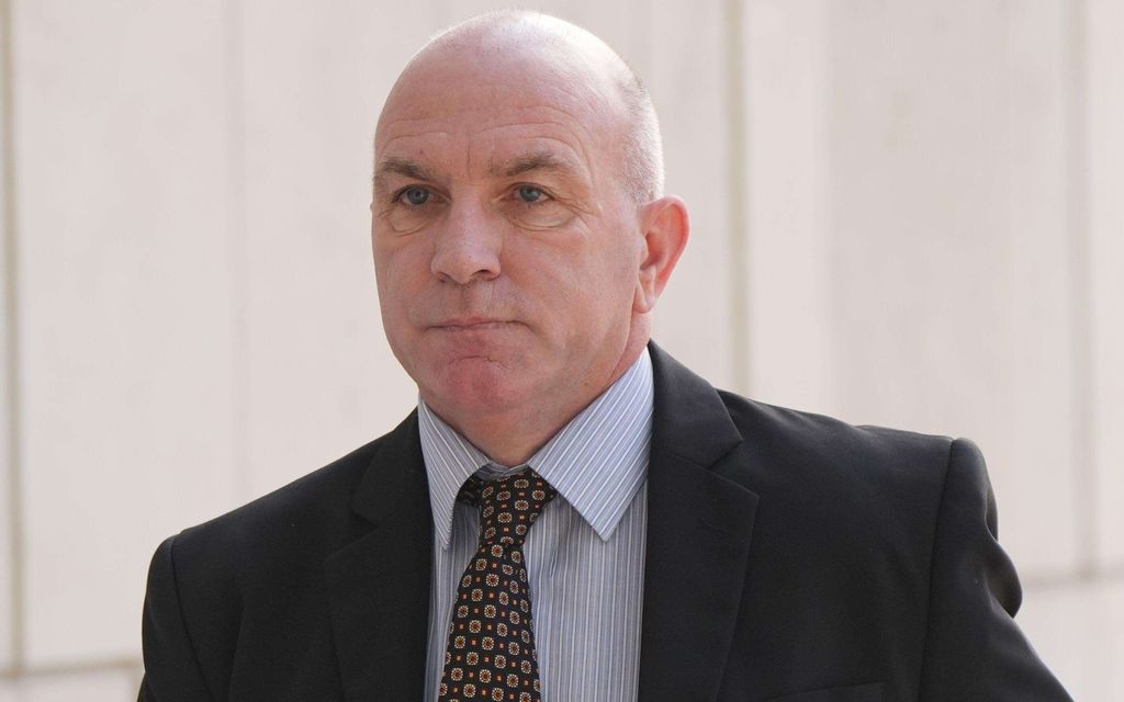 Iphonen laturi nenään – Mies huijasi ihmisiltä lähes 400 000 euroa todella härskillä tavalla