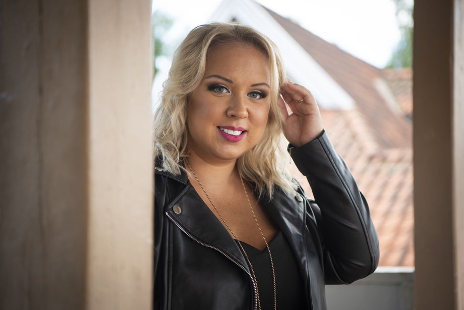 Podcast: Henna Kalinainen on huolissaan nuorten Onlyfans-villityksestä