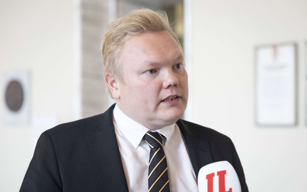 Antti Kurvinen ei pyri keskustan puheen­johtajaksi