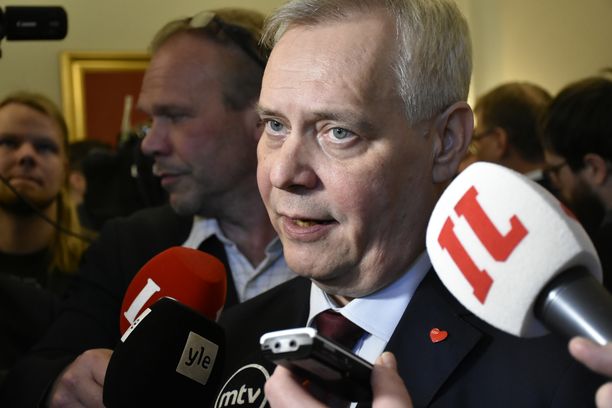Pääministeri Antti Rinne (sd).