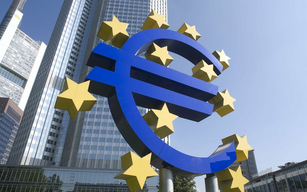 EKP keskeyttää koronnostot