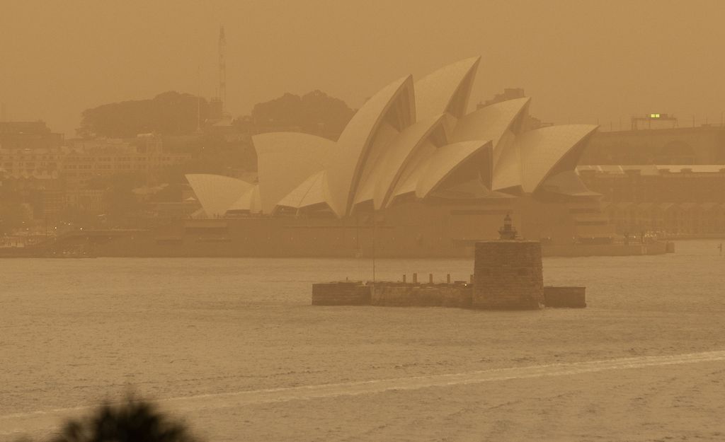 Australian ennätyksellisen pahat maastopalot uhkaavat jo Sydneytä