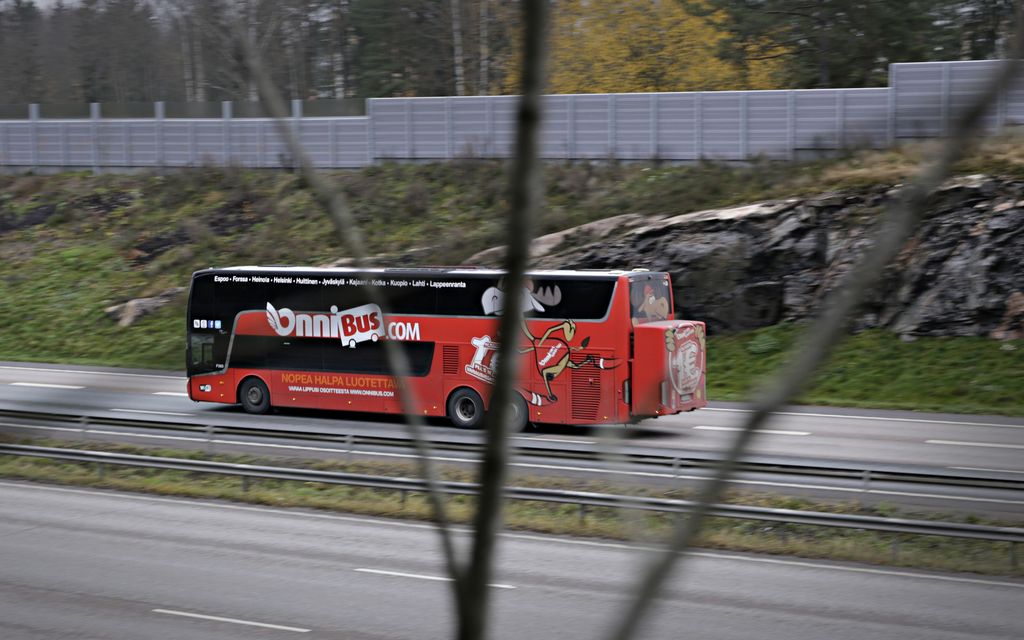 Onnibus-kuski viljeli roiseja kuulutuksia matkalla Helsingistä Turkuun – Näin yhtiö kommentoi
