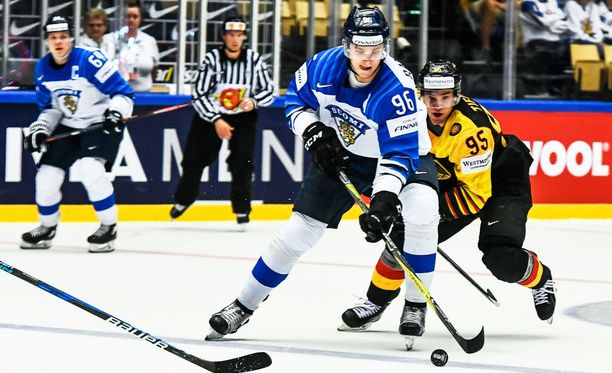 Suomen NHL-tähdet eivät olleet sunnuntaina raikkaimmillaan. Kuvassa Mikko Rantanen.