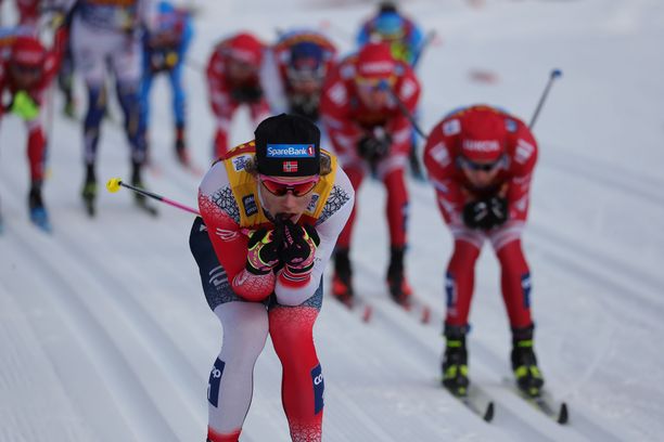 Norjan olympiajoukkue on tiukoilla koronan kanssa. Kuvituskuva.