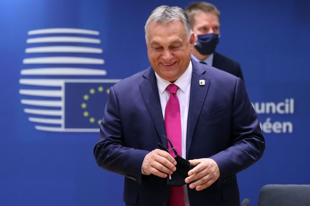 Unkarin pääministeri Viktor Orbán yrittää irrottaa EU-budjetin ja oikeusvaltioperiaatteen toisistaan.