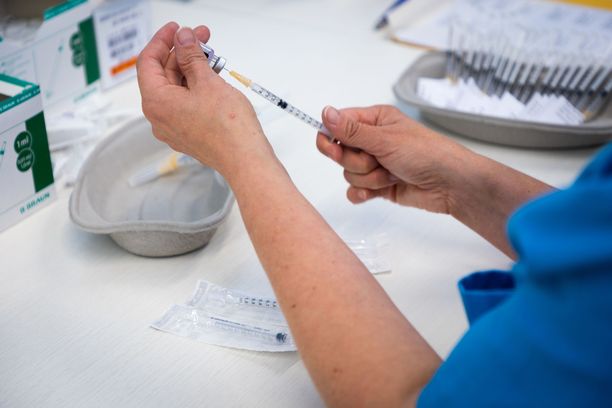 Suomen on tarkoitus saada rokotteita Virolta ensi vuoden puolella.