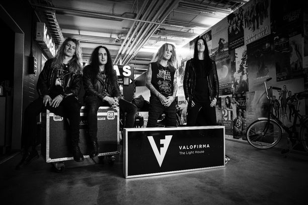 Bodom After Midnight -yhtyeen muodostivat Alexi Laiho, kitaristi Daniel Freyberg, rumpali Waltteri Väyrynen (Paradise Lost), basisti Mitja Toivonen (ex-Santa Cruz) ja live-kosketinsoittaja Vili Itäpelto.