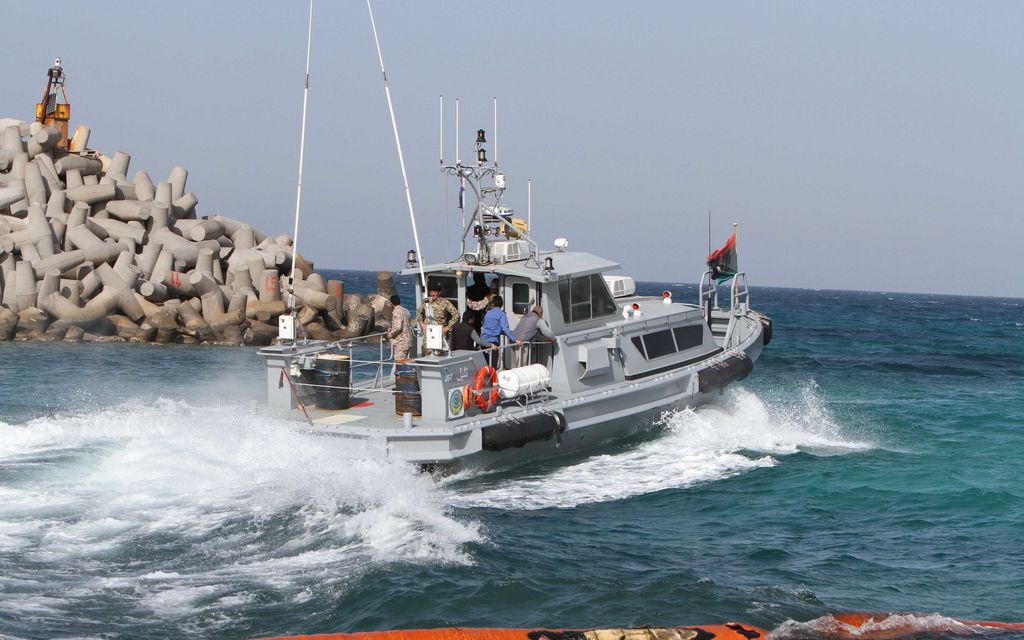 47 ihmisen pelätään hukkuneen veneen käännyttyä Välimerellä