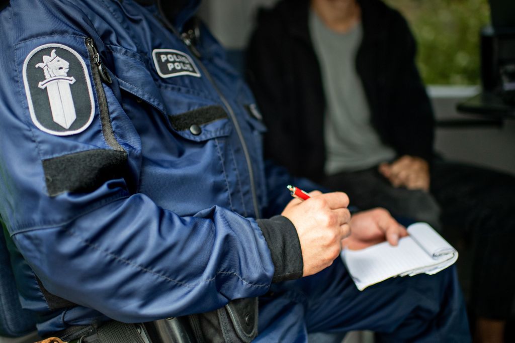 Helsingin poliisi valvoi ulkomaalaislain noudattamista yrityksissä – kolme esitutkintaa ihmiskaupasta