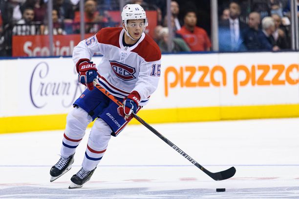Montreal Canadiensin Jesperi Kotkaniemi sivalsi 2-2-tasoituksen toisessa erässä.