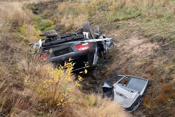 Yksi viime vuosien puhuttaneimmista kuolonkolareista sattui Kalajoella. Neljästä autossa olleesta nuoresta vain yksi jäi henkiin.