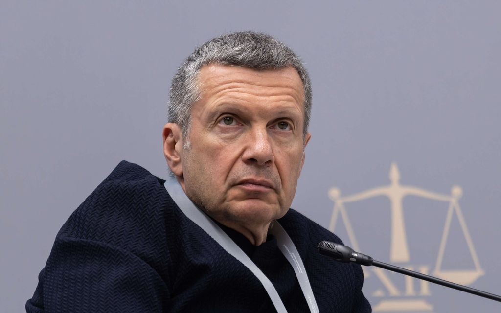 Putinin torvi sai viestin korvanappiinsa – Pian pimeni