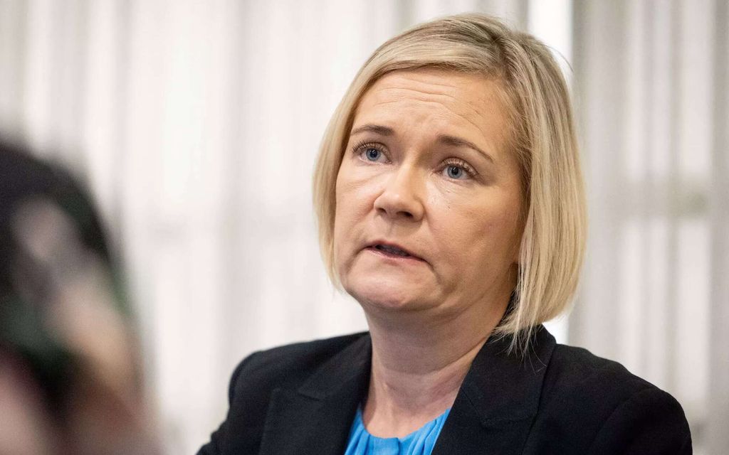 Miten toimia, jos tulee droonihälytys ja lähellä ei ole väestönsuojaa? Mari Rantanen vastaa