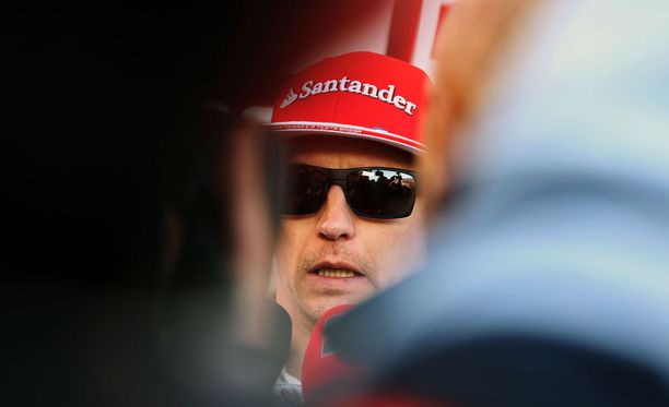 Kimi Räikkönen ei stressaa muista.