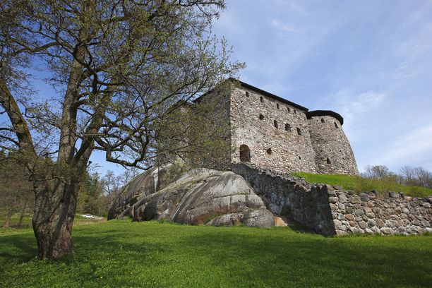 Raaseporin linna sijaitsee Raaseporin Snappertunassa.