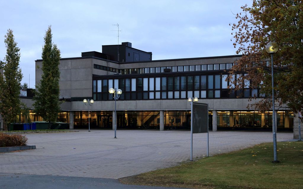 Ysiluok­kalaisten perinne johti rehtorin tylyyn päätökseen – Oppilaat itkivät käytävillä